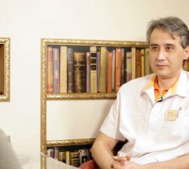 Привести маму на пластическую операцию и не застрелиться